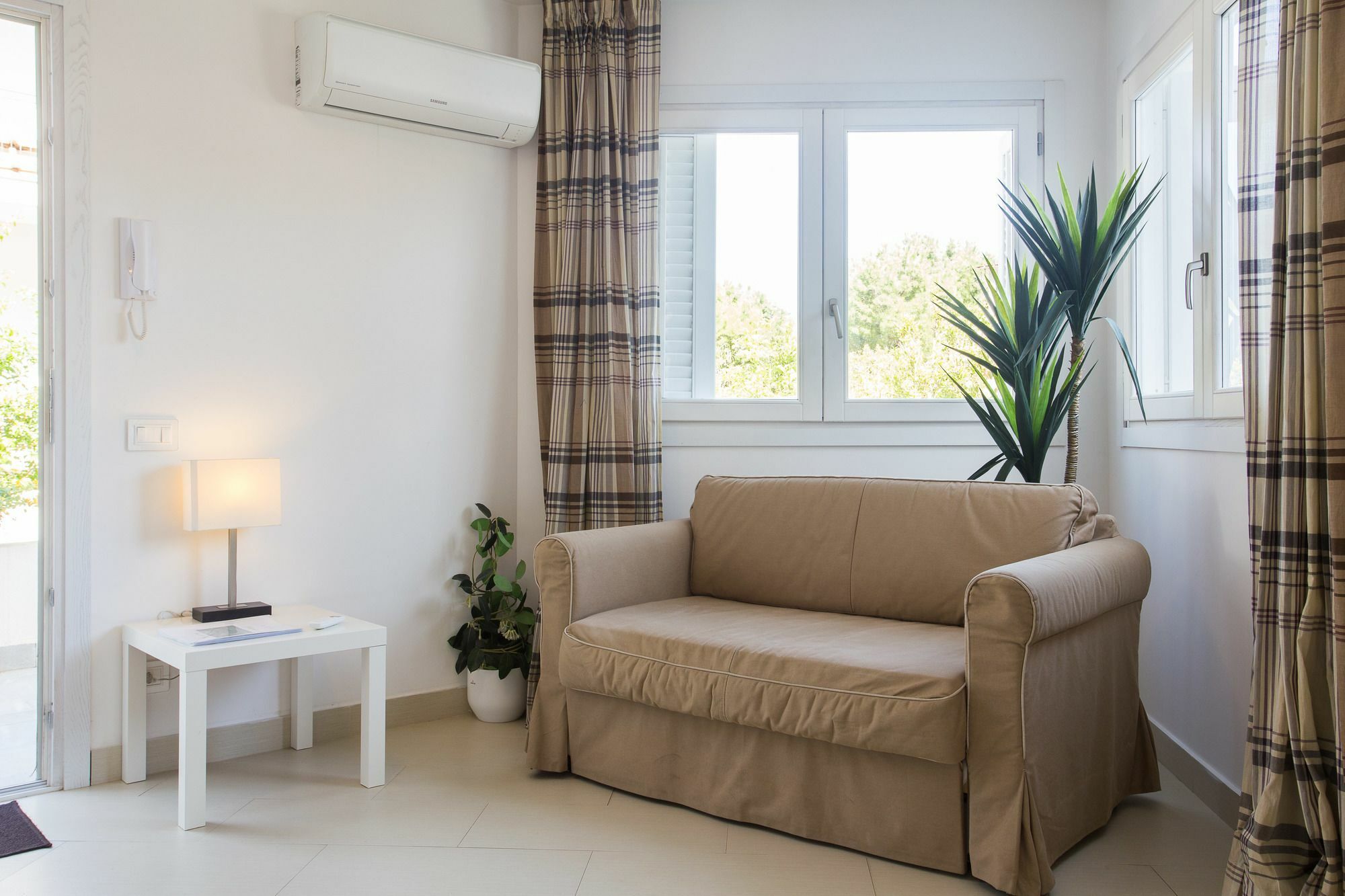 Mondello Suites Feels Like Home Exterior foto